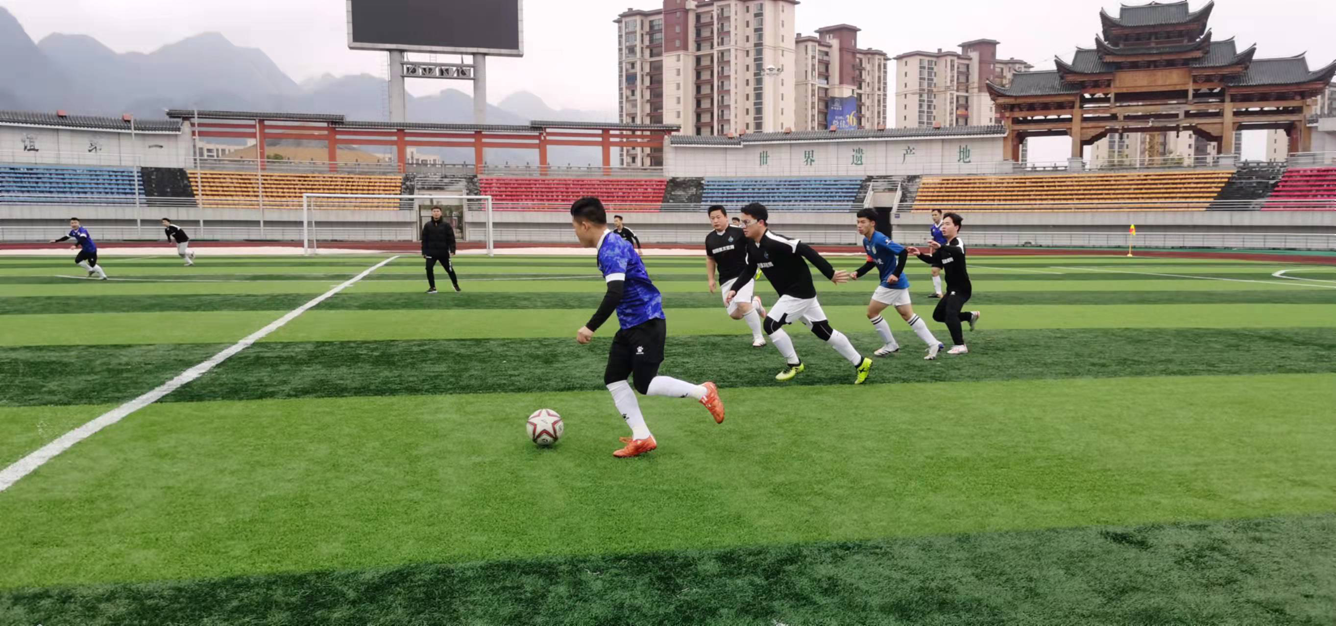 门的精彩对 门的精彩对