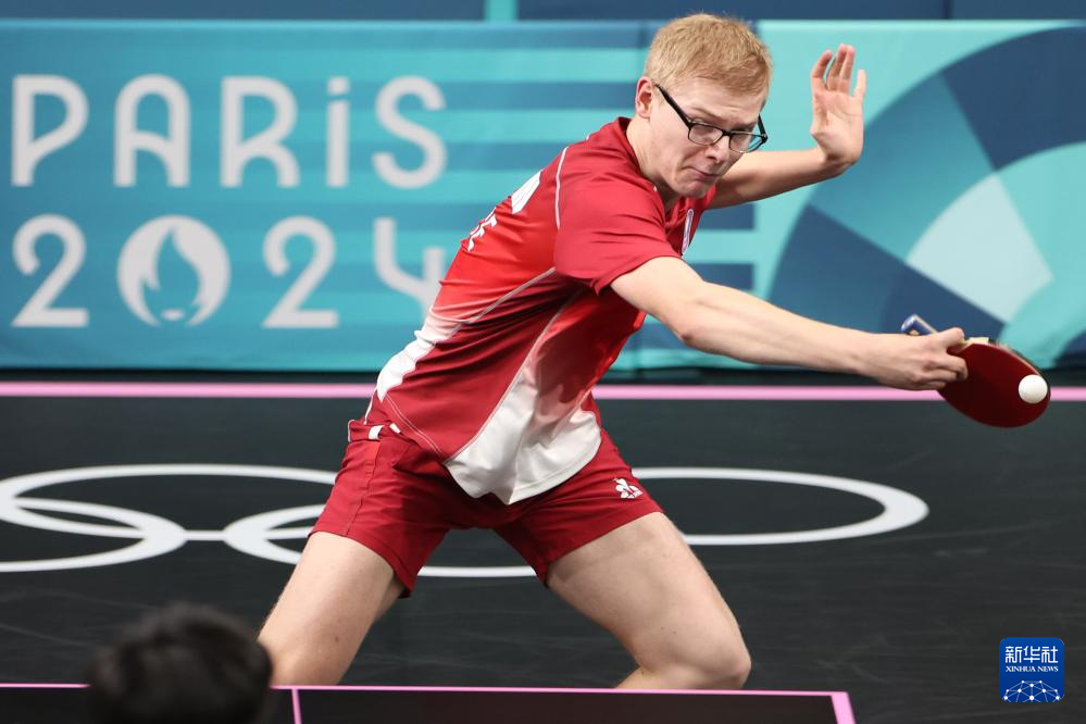 的强大竞争 的强大竞争