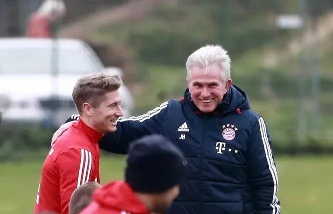 世界杯的门 世界杯的门