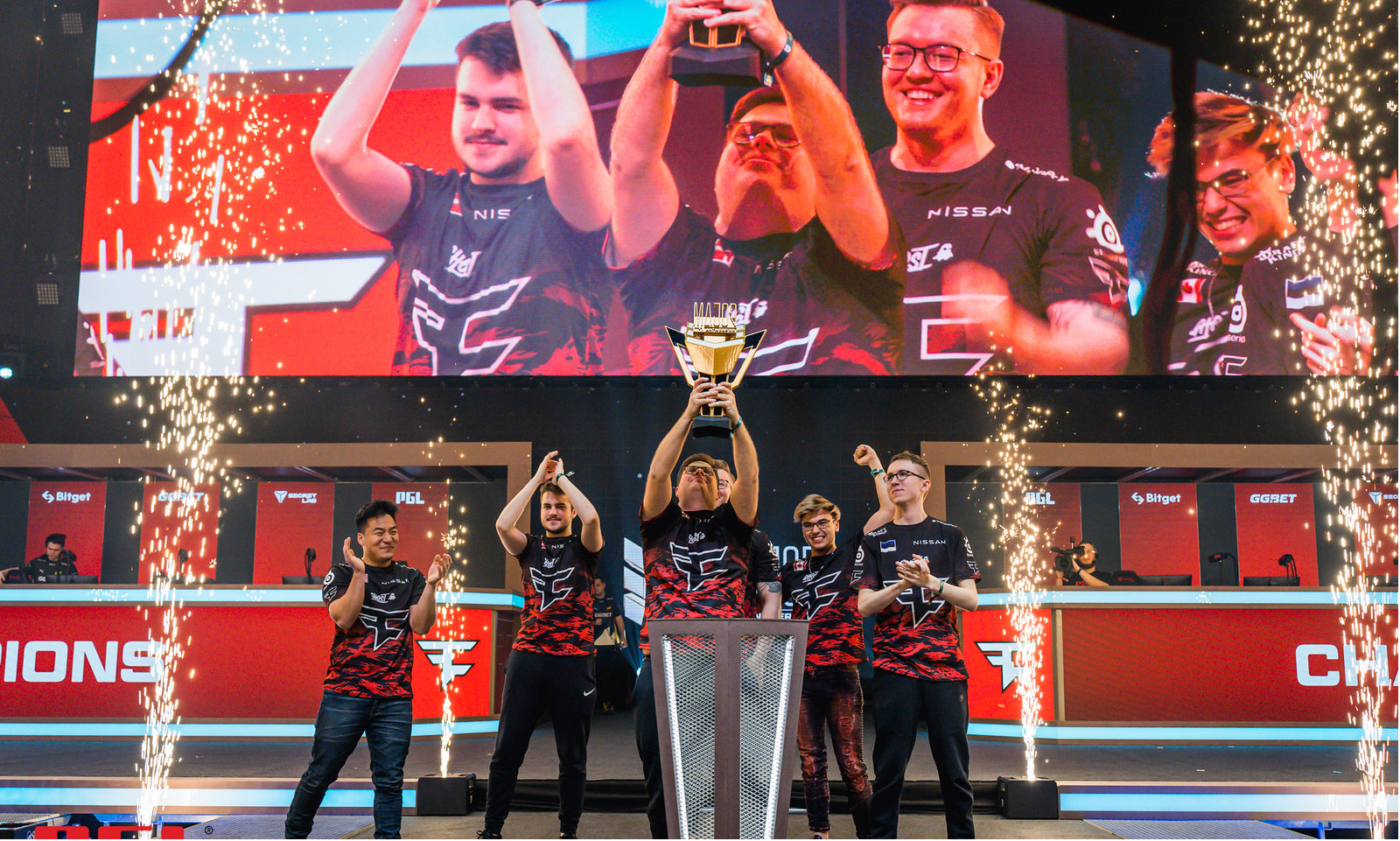 19岁后卫 19岁后卫