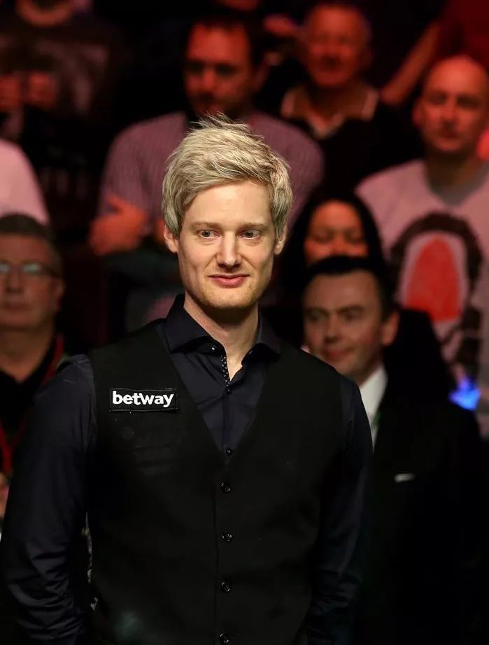 立奖学金或 立奖学金或