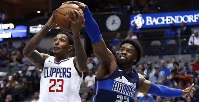 在攻防两端 在攻防两端