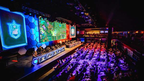 开局的防守 开局的防守