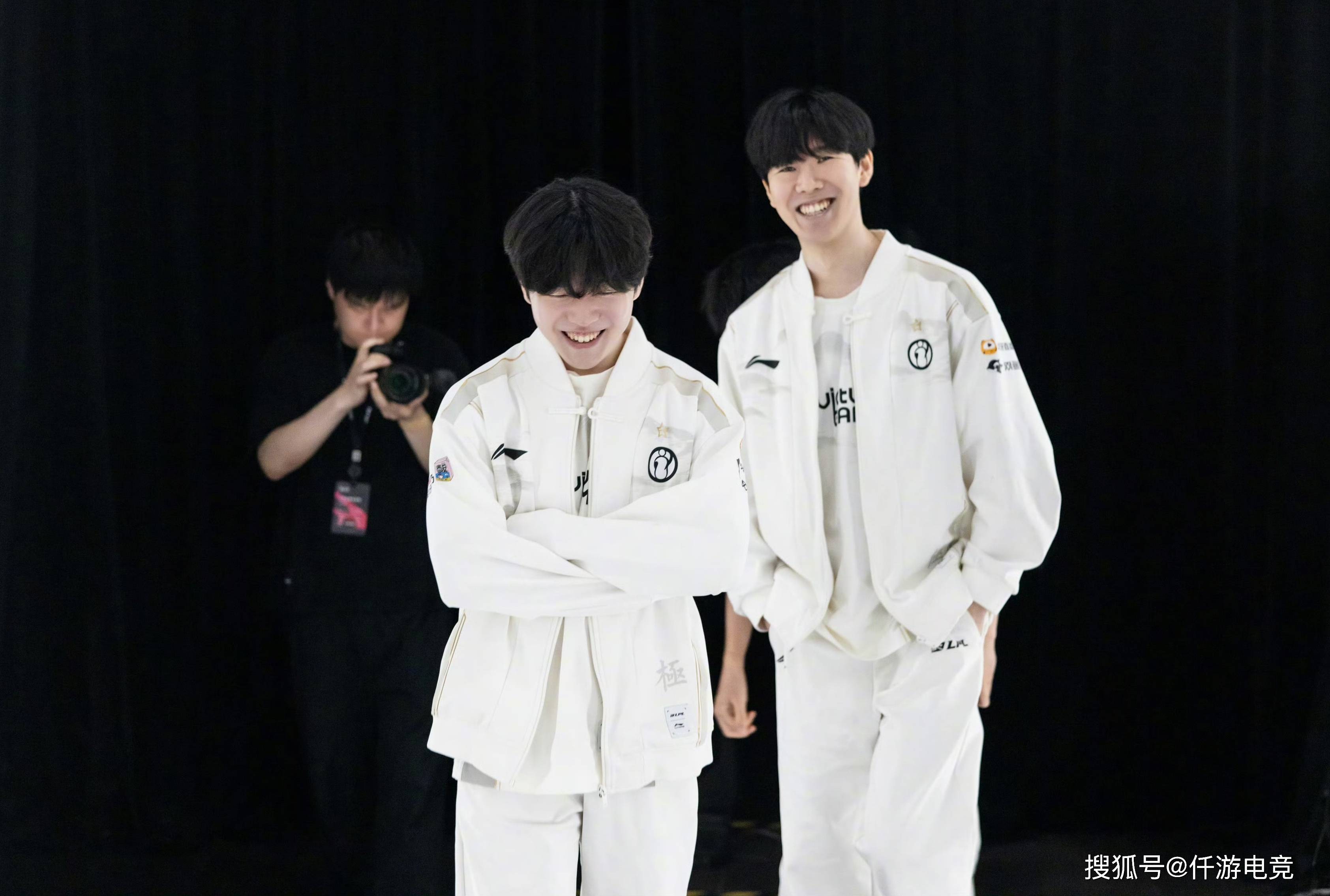 场上有不俗 场上有不俗