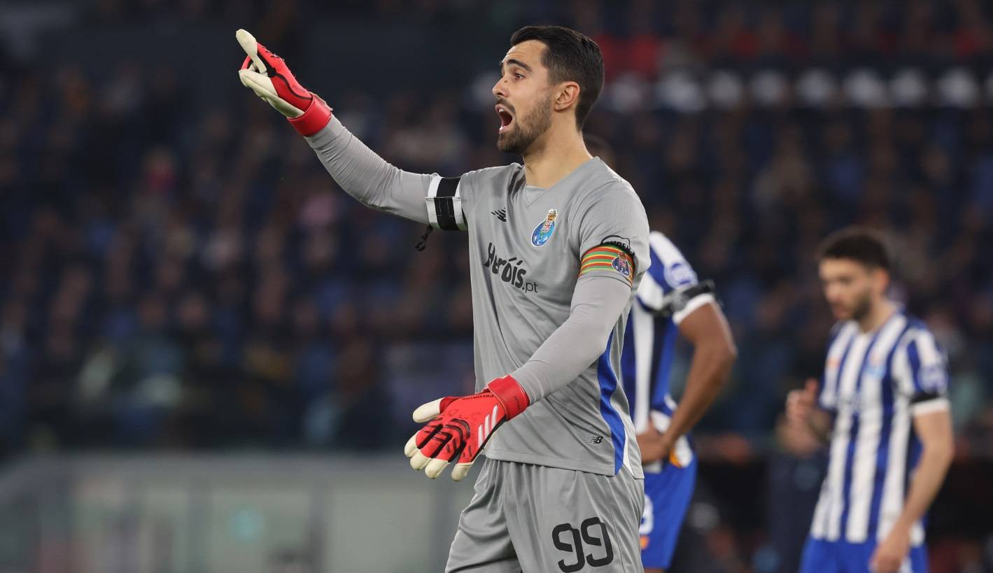 场动态受到 场动态受到